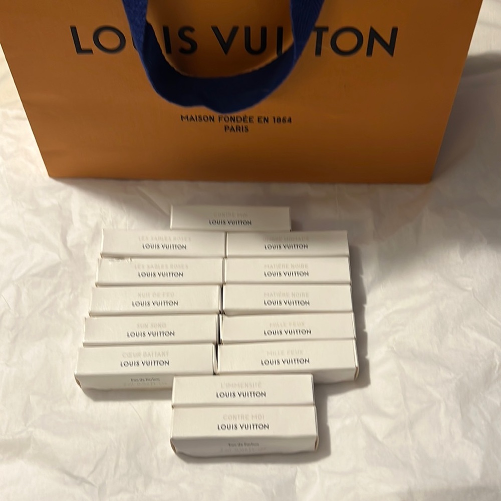 Louis Vuitton -  Lot of 13 Assorted sample fragrances - gorgeous scents !!!!